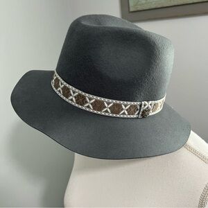 Gelso Bianco Wool Hat with Banded Trim NWT
